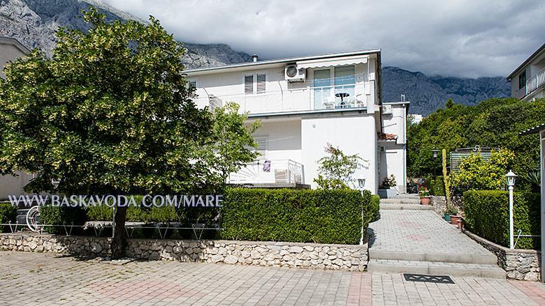 Apartmani Mare Baska Voda Luaran gambar